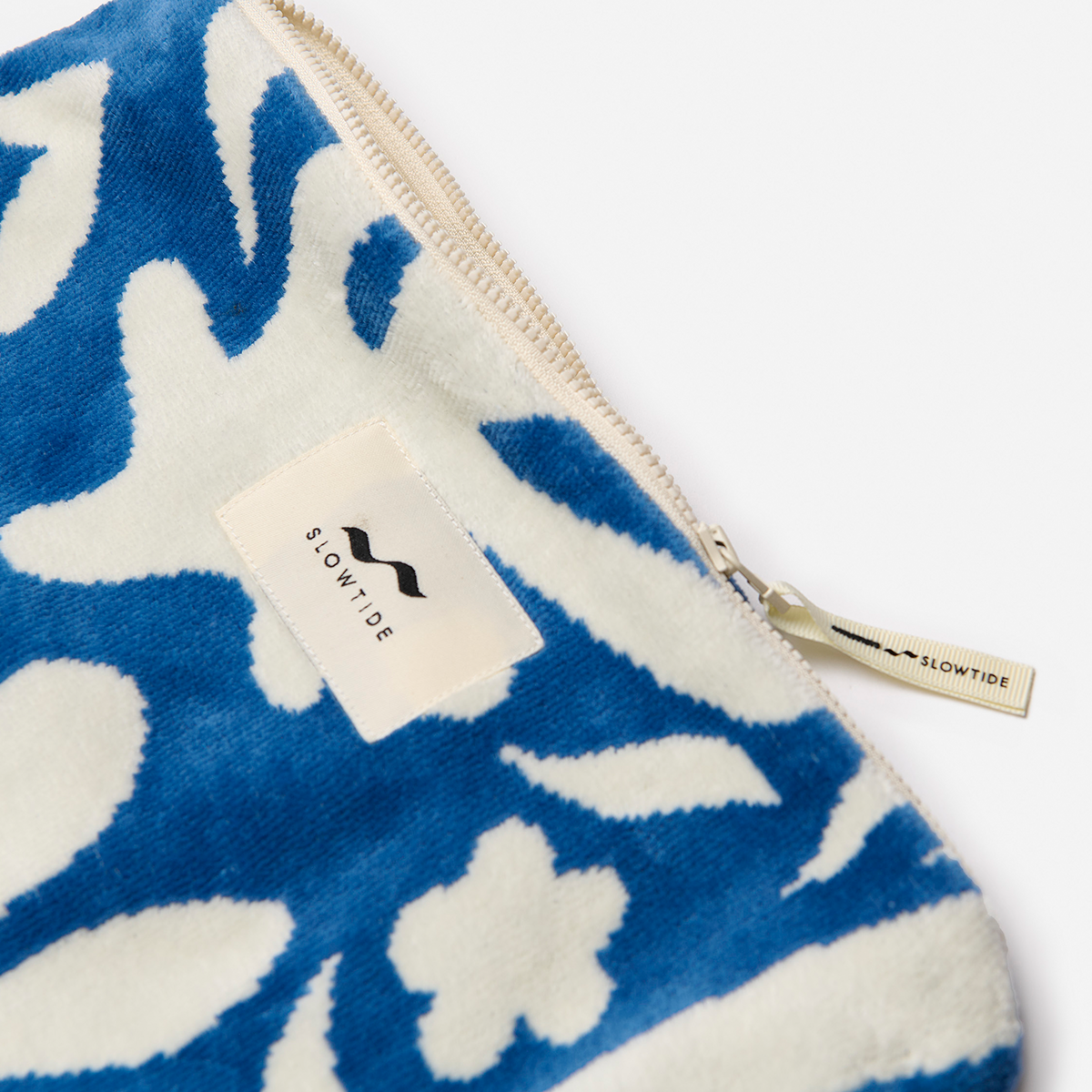 Sunny Terry Pouch / Dusty Blue