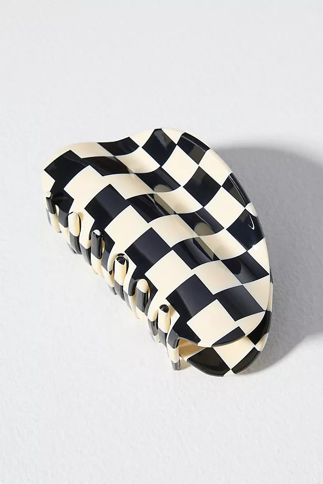 Crescent Claw