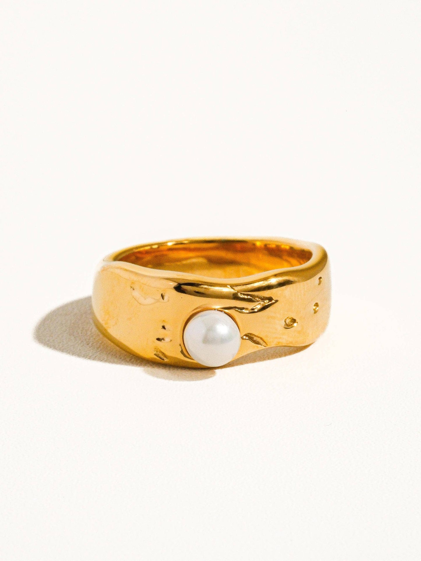 Pave Pearl Band