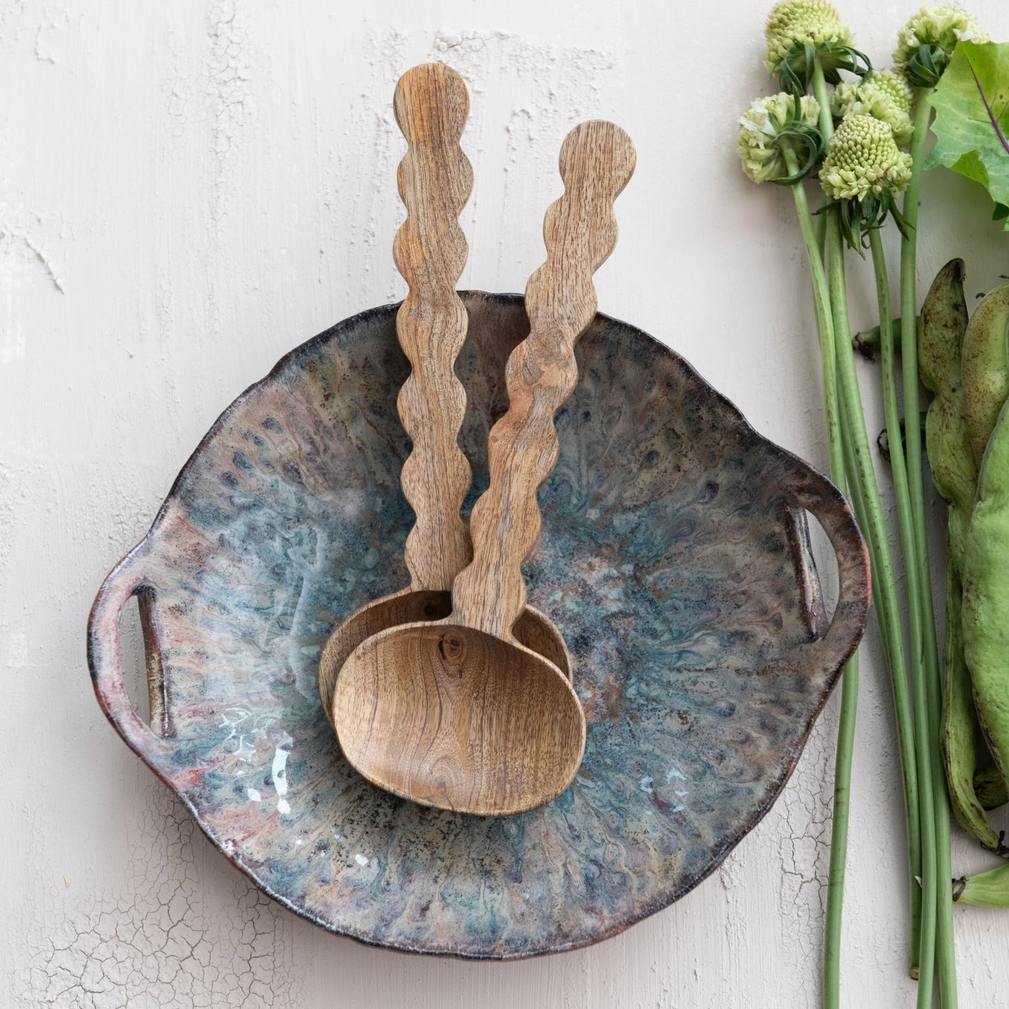 Scalloped Mango Salad Servers