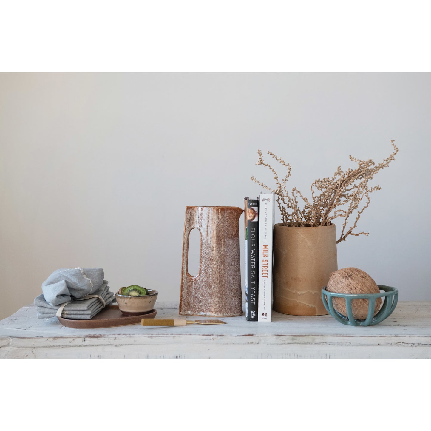 Stoneware Bowls with Reactive Glaze / Set of Four