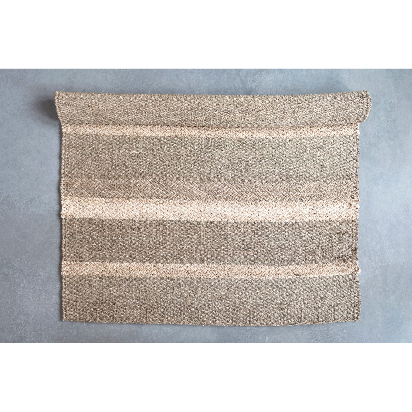 Hand-Woven Seagrass & Corn Husk Rug