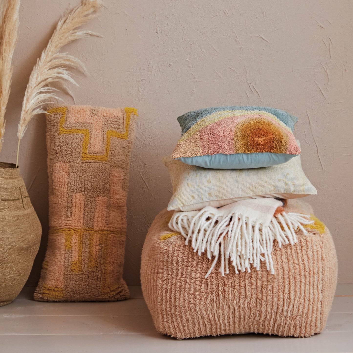 Throw Pillow / New Zealand Shag