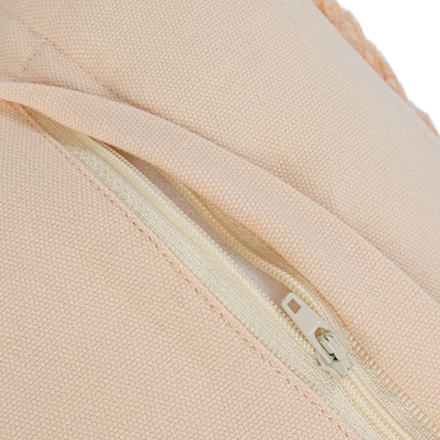 Throw Pillow / New Zealand Shag