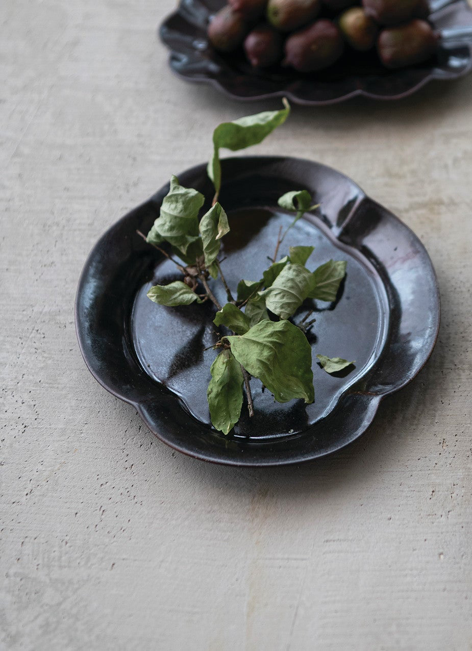 Scalloped Plate