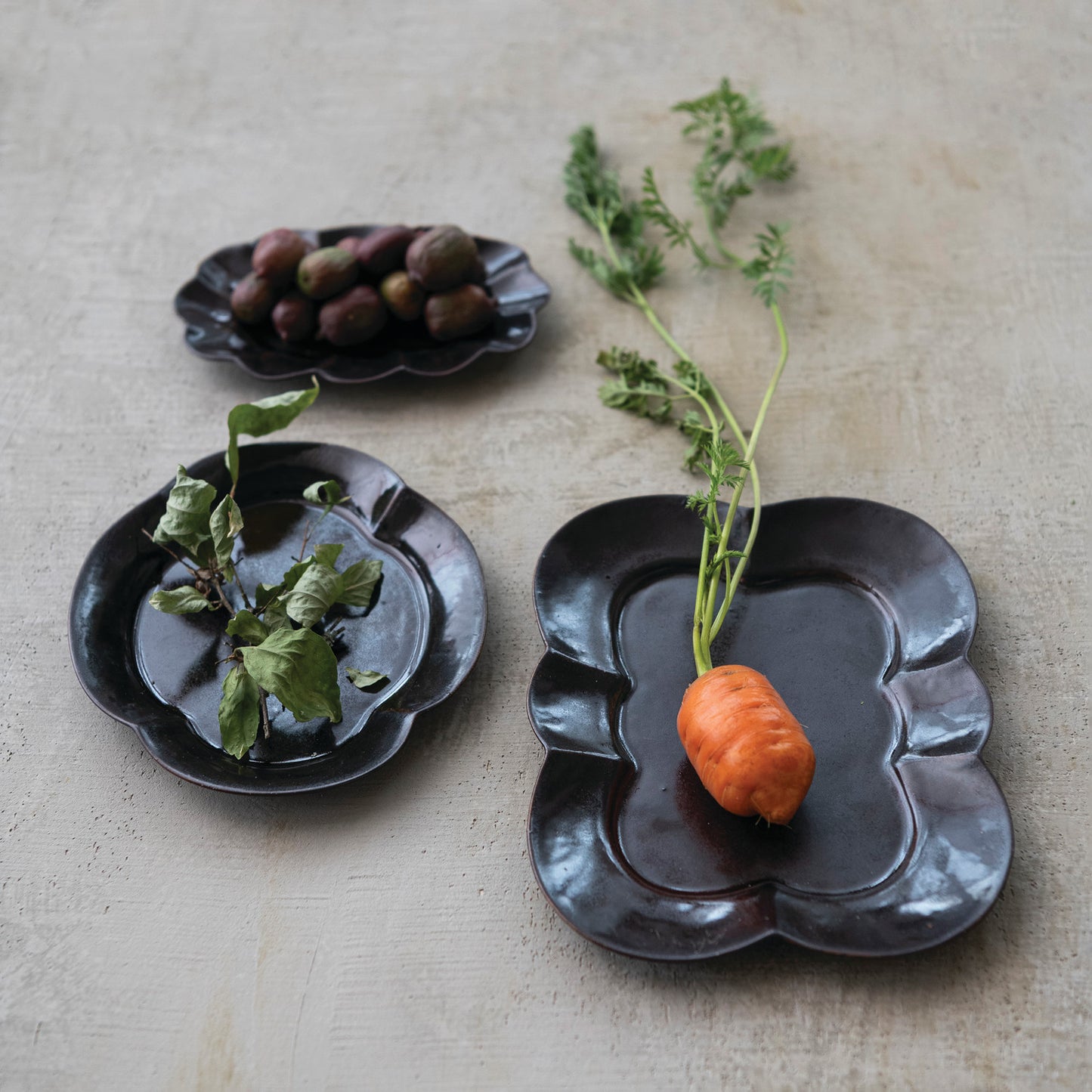 Scalloped Plate