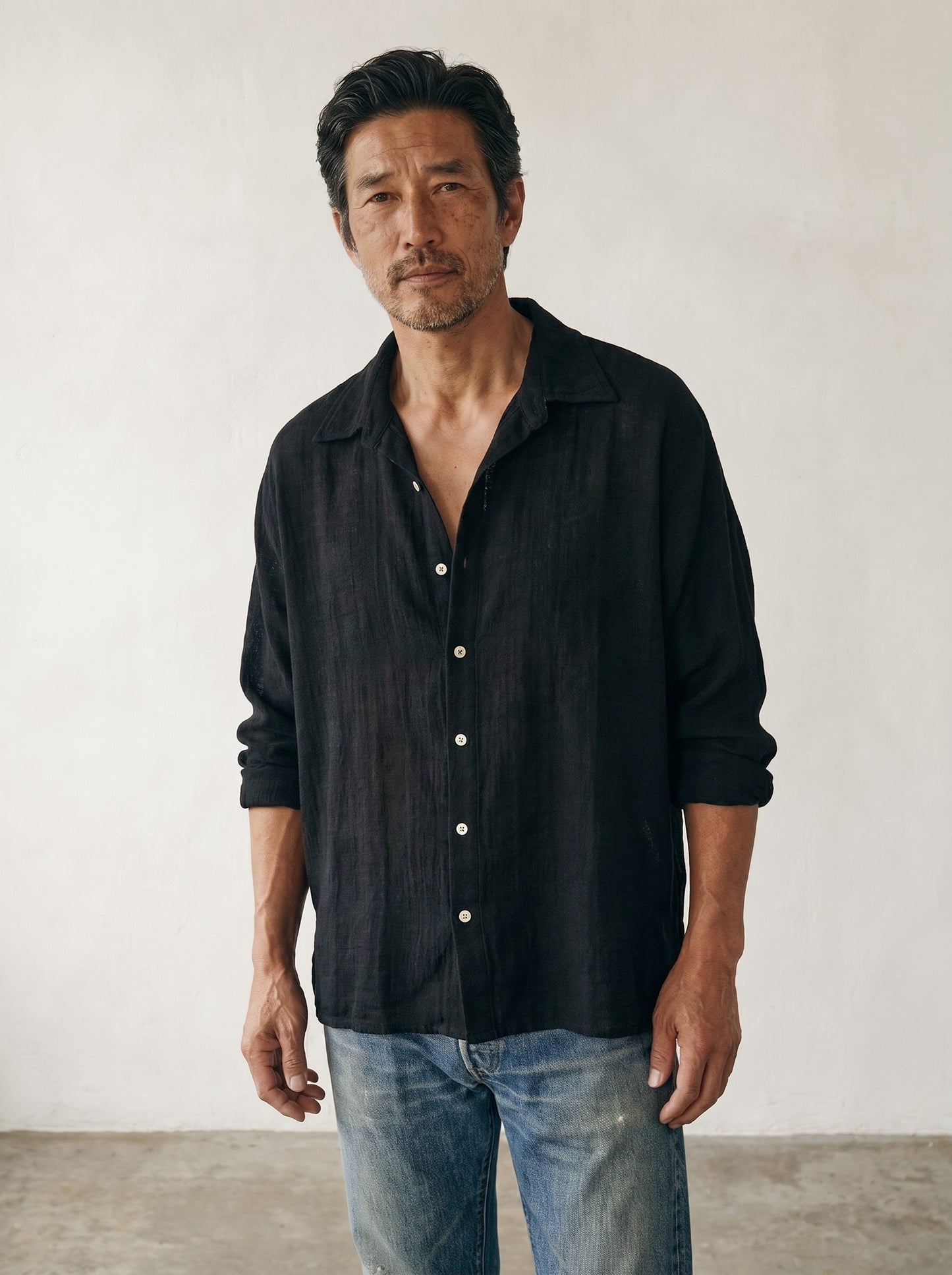 Element Button Down