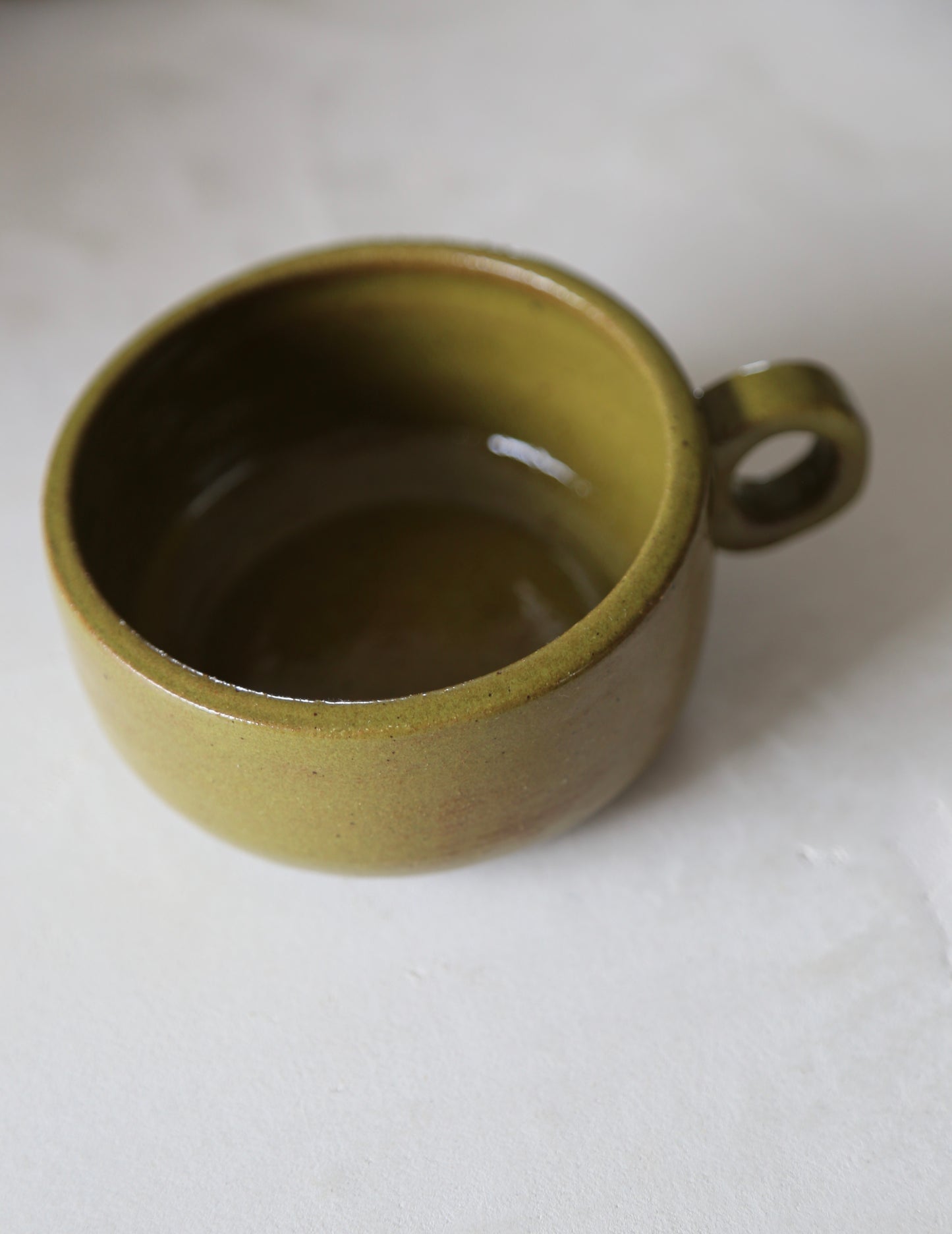 Moss stoneware mug / dirty dishes