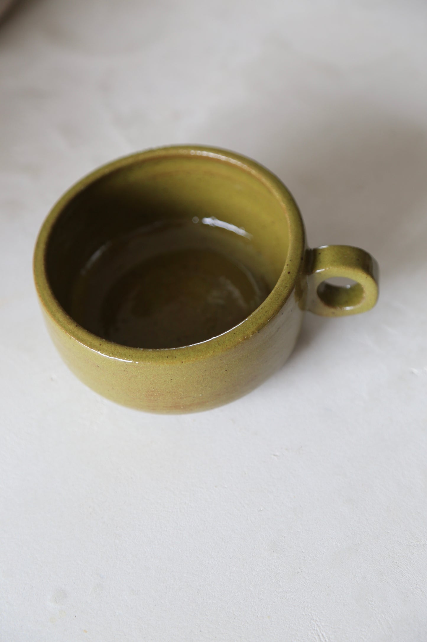 Moss stoneware mug / dirty dishes