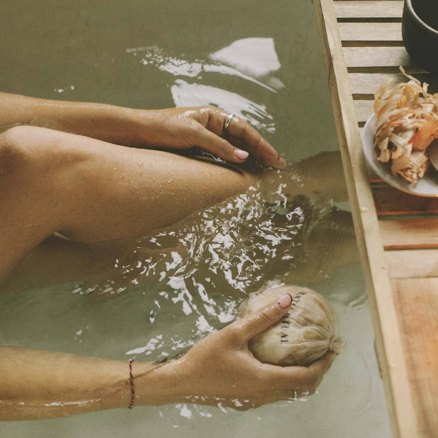 Palo Santo Ritual Soak